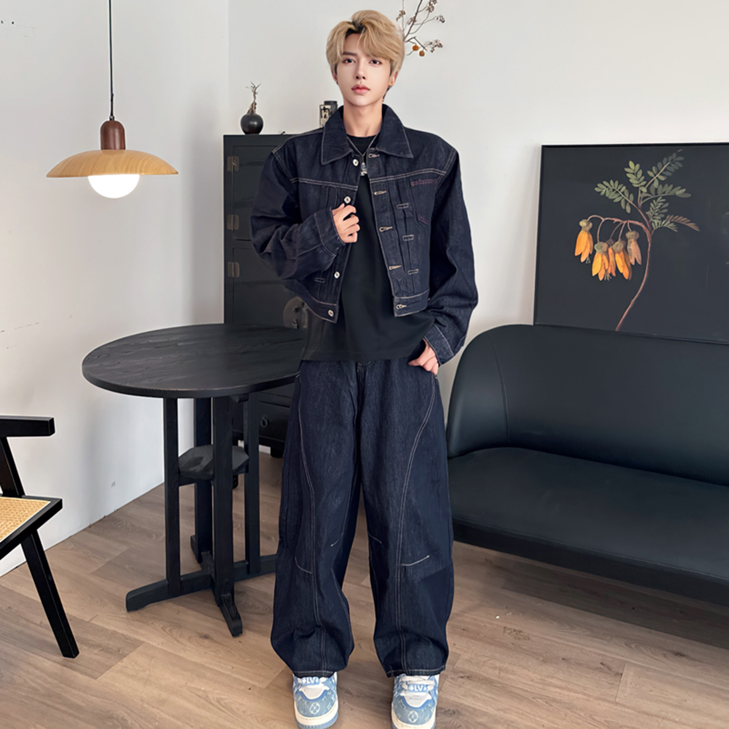 藏蓝色短款牛仔外套男生秋季酷帅