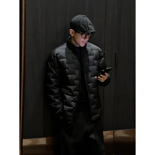 黑色立领轻薄羽绒服冬季男款暗纹压胶外套老钱风高级感短款面包服