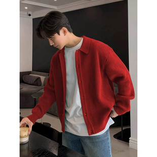 本命年马年红色毛衣男生韩系穿搭纽扣针织开衫 外套 轻奢高级感线衫