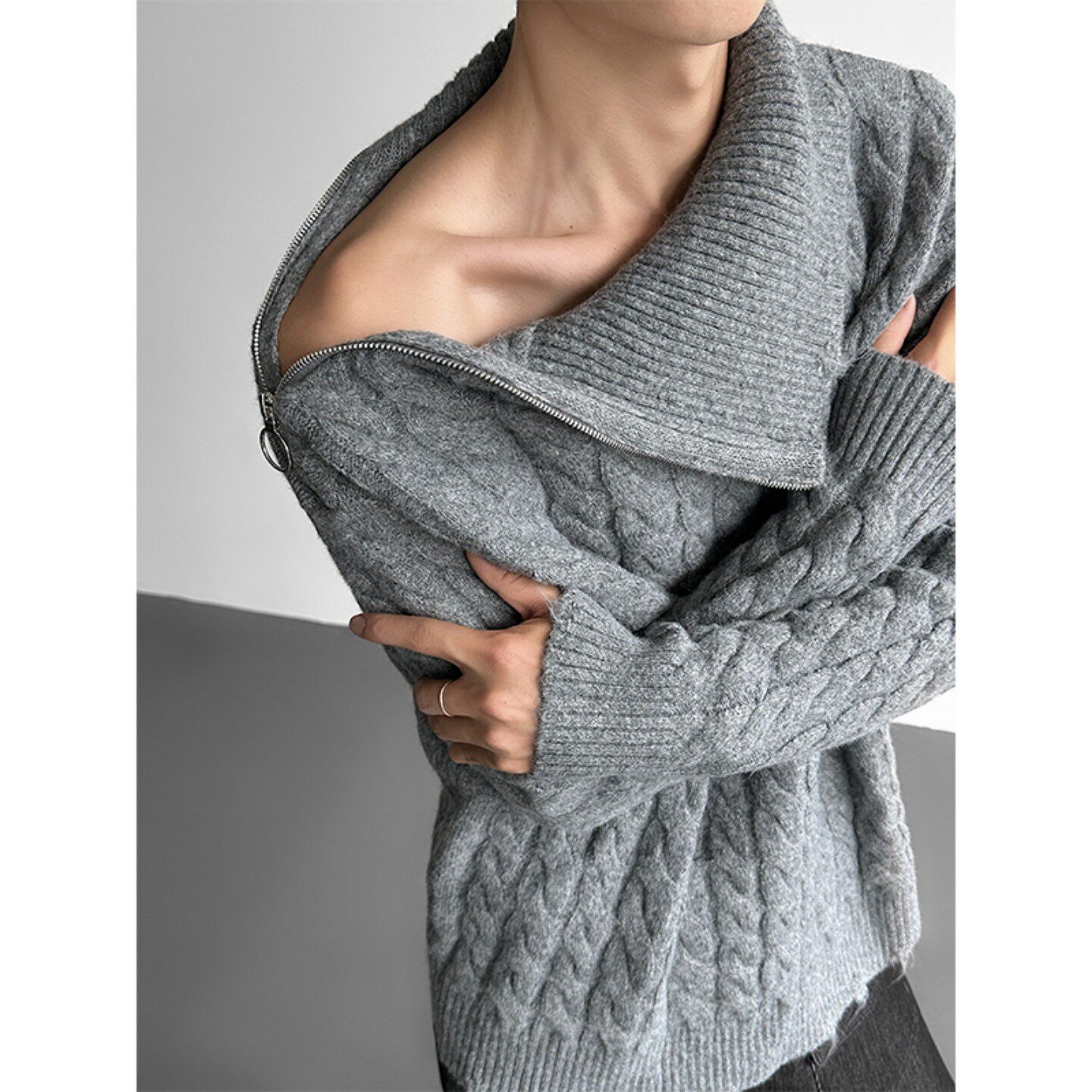 禁欲系露肩拉链设计毛衣男秋冬麻花高领针织衫慵懒高级感线衫外套,男装,针织衫/毛衣,淘宝优惠券,粉丝福利购,淘宝优惠卷