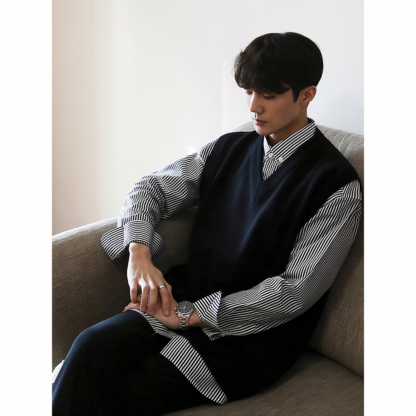 韩系v领针织马甲男生秋冬叠穿