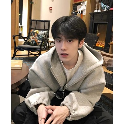 600g重磅灰色卫衣男美式硬挺外套