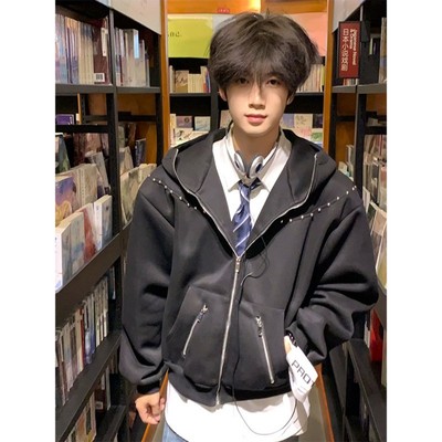 黑色铆钉重磅连帽卫衣男款秋季