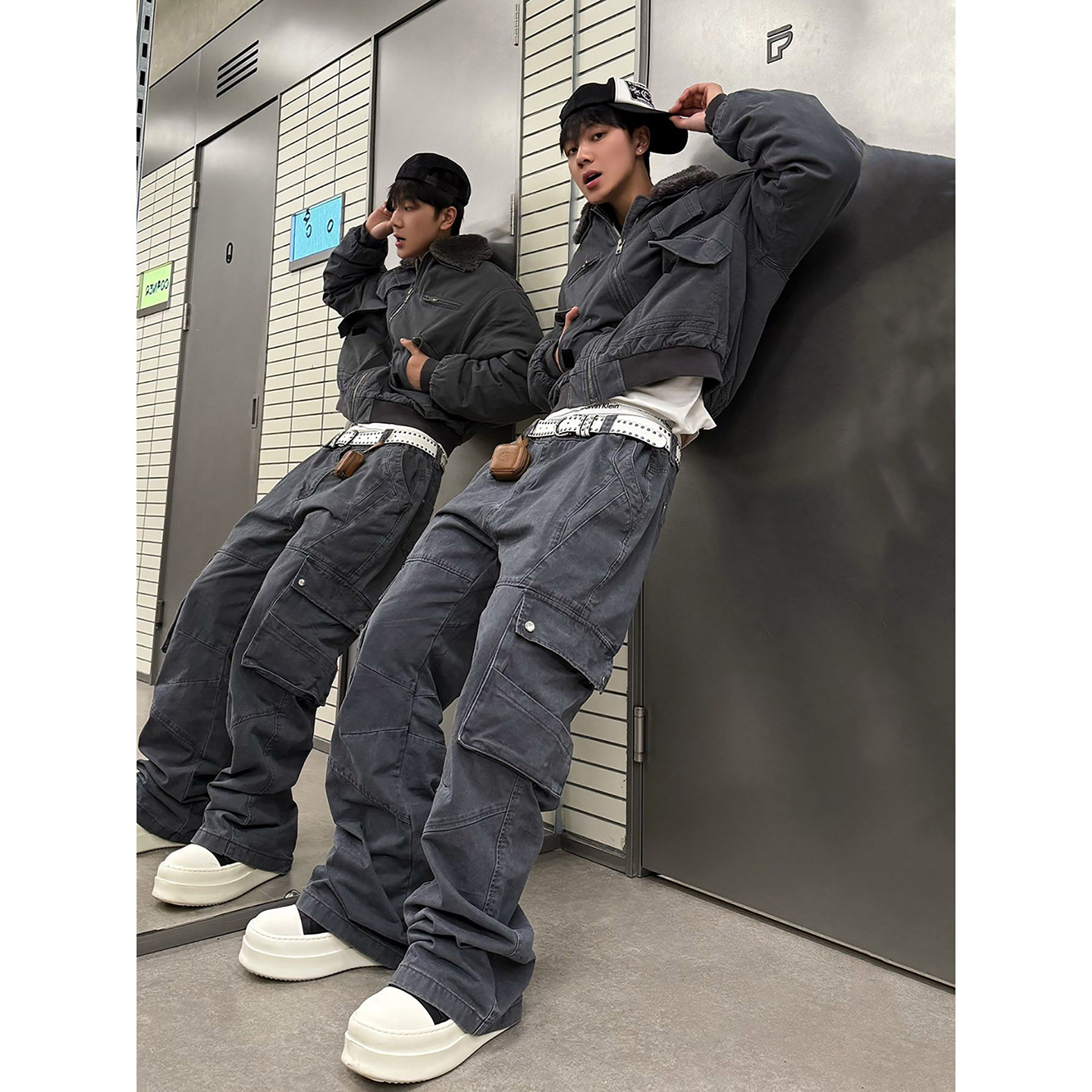 深灰色褶皱工装弯刀男裤子潮牌痞帅炸街阔腿裤直筒多口袋伐木长裤,男装,休闲裤,淘宝优惠券,粉丝福利购,淘宝优惠卷