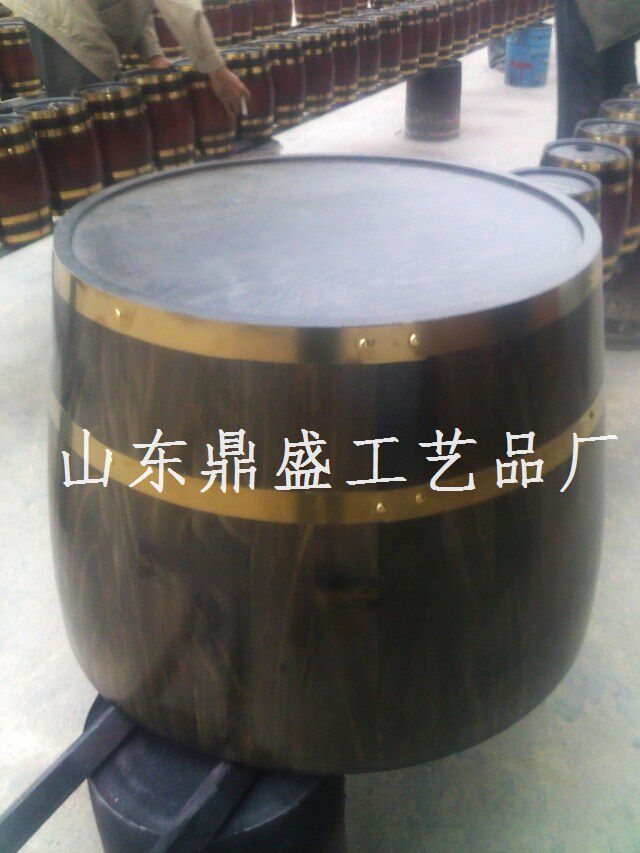 225L装饰酒桶酒窖红酒木桶橡木桶定做红酒装饰桶批发橡木酒桶