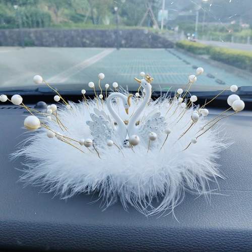 网红女神羽毛汽车摆件天鹅车载中控台车内饰品仪表盘创意高档装饰