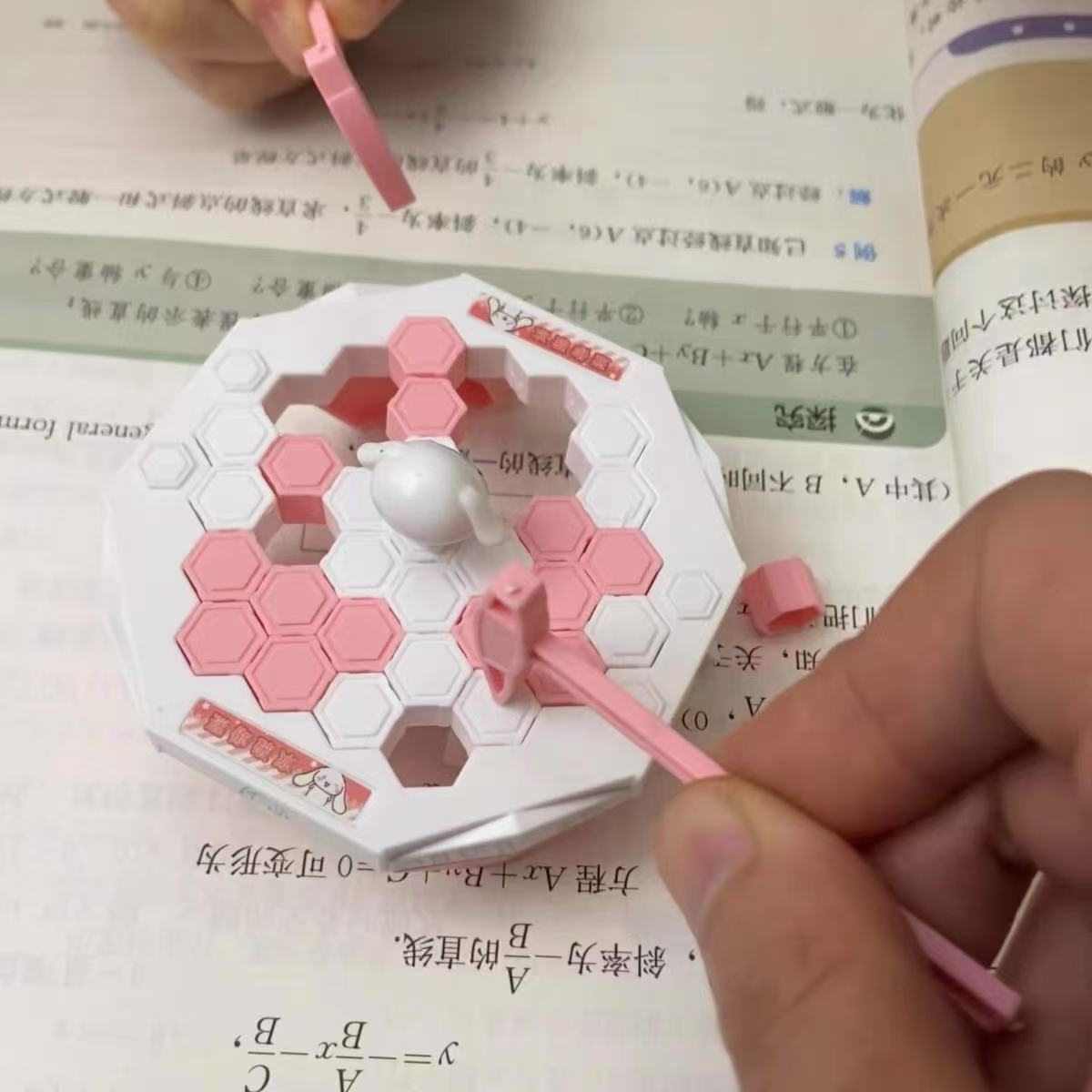 迷你破冰玩具创意下课休闲游戏敲打冰块桌面益智游戏互动拯救企鹅