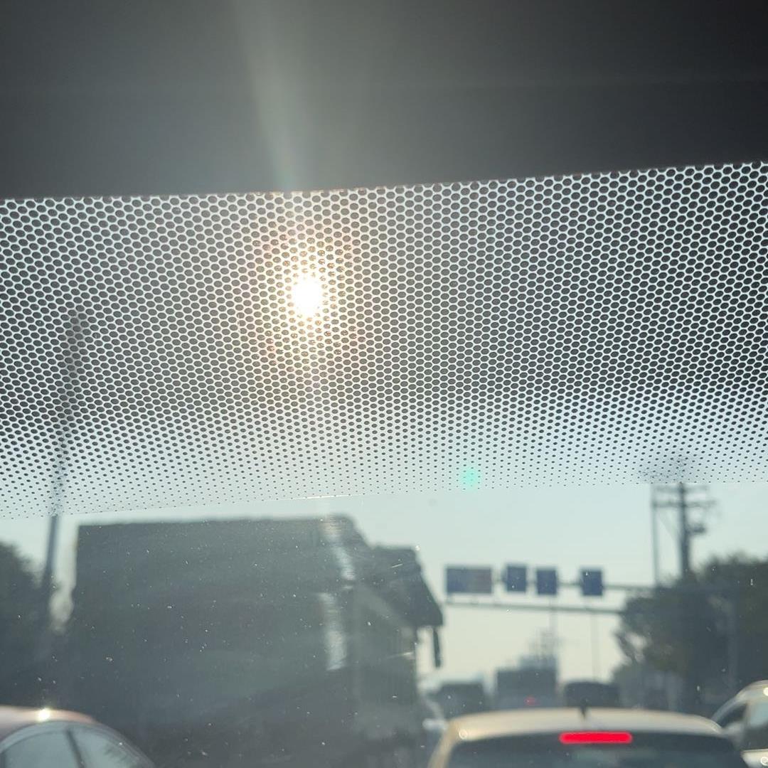 车窗前挡风玻璃贴纸过滤膜减少阳光强度遮阳伞遮阳伞窗户贴纸点梯