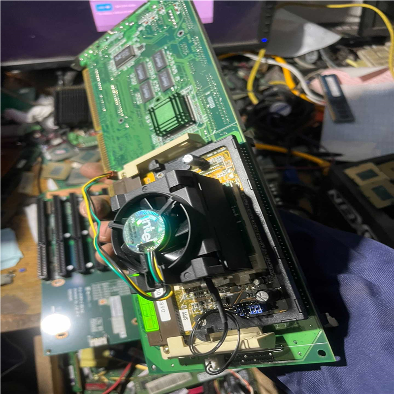 议价磐仪 PIA-666 工控主板 带CPU 内存 集成显卡适用