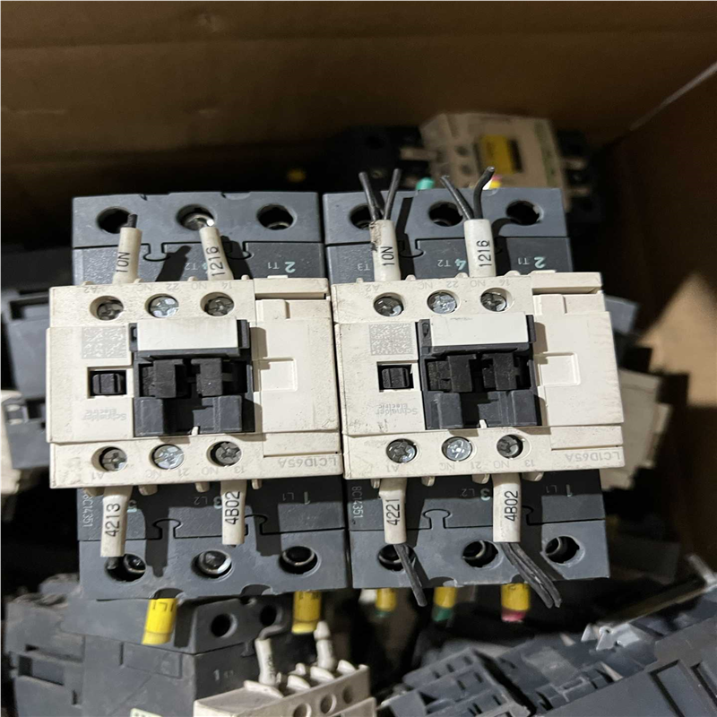 施耐德交流接触器LC1D65A议价