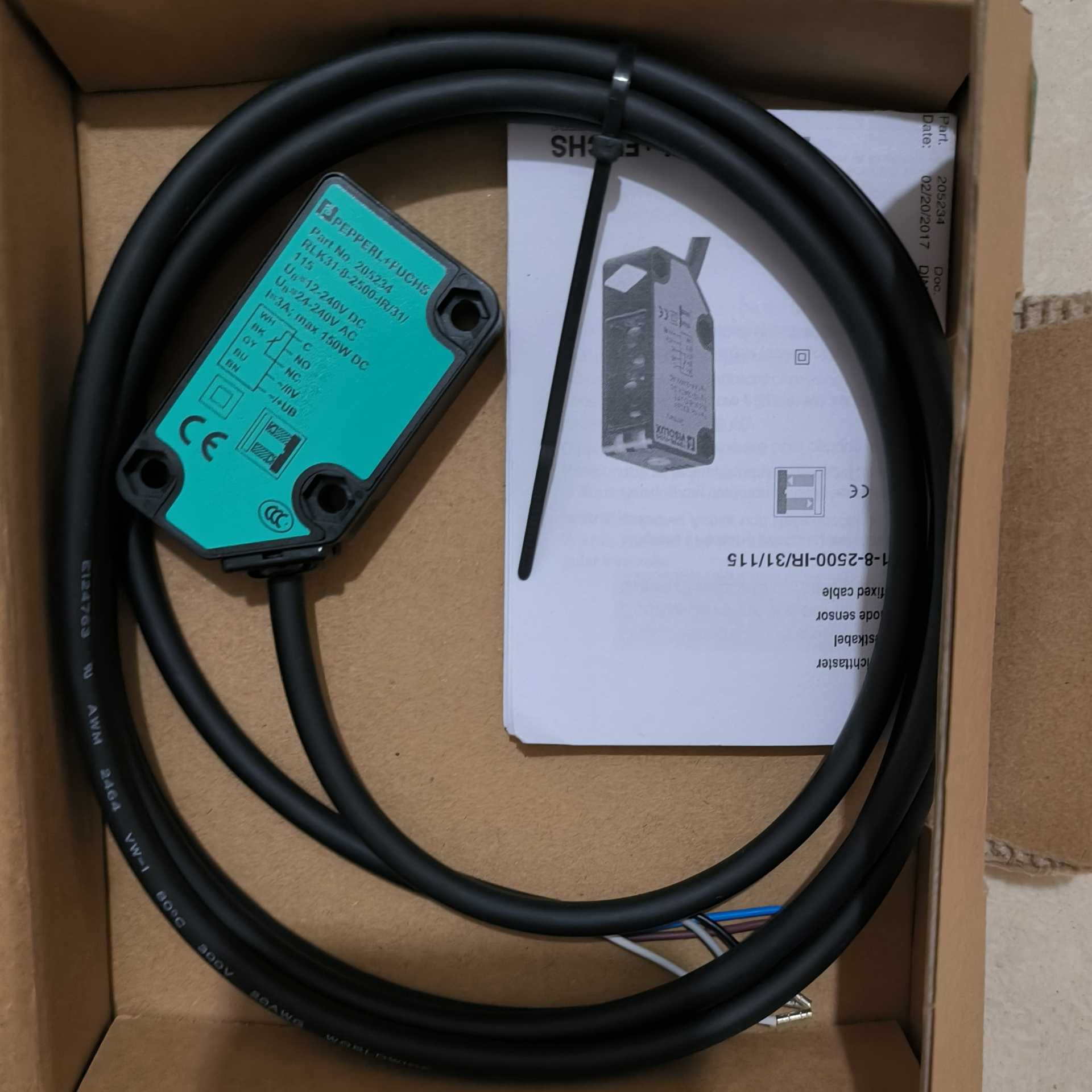 倍加福205234光电开关RLK31-8-2500-IR/3（崽载电子）