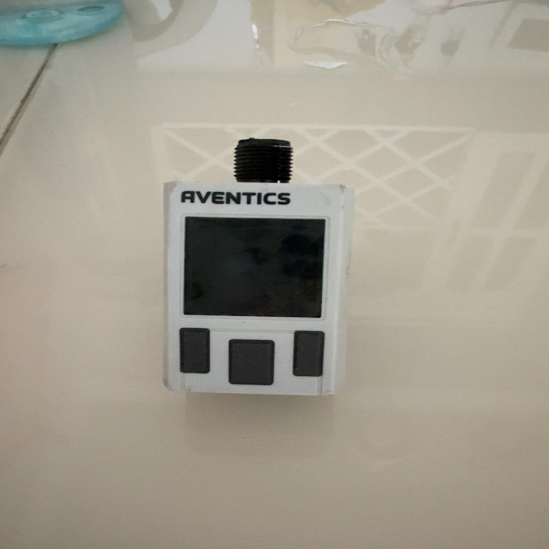 议~安沃驰RVENTICS传感器R412010767，实物拍