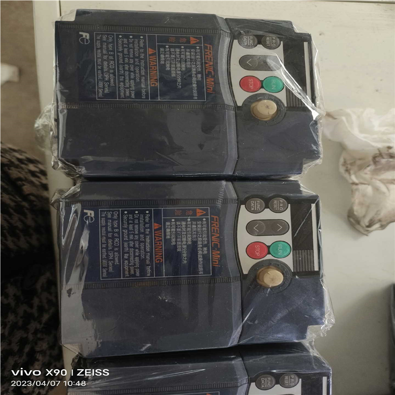 【汇生】原装拆机富士变频器 FRN0.75C1S-4c【议价】