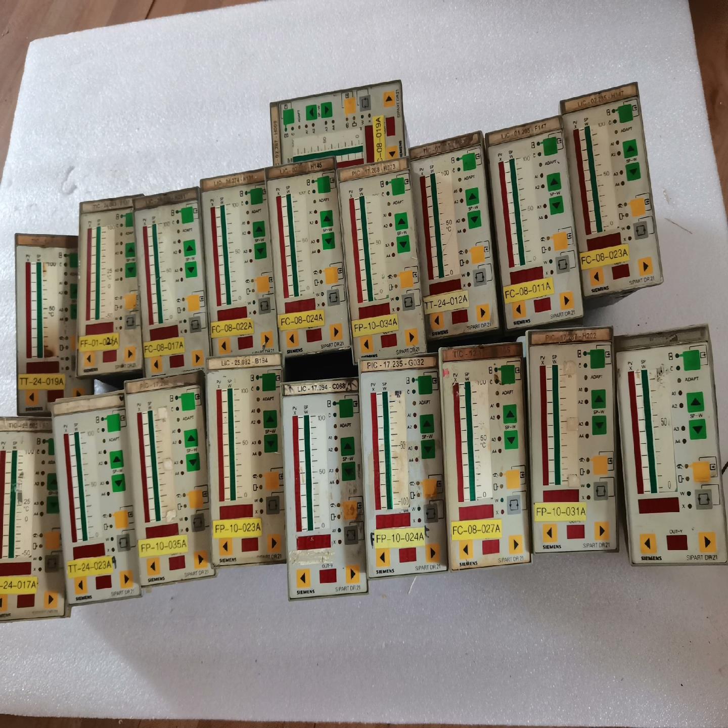 【议价】西门子控制器6DR2104-4 拍前询价为准