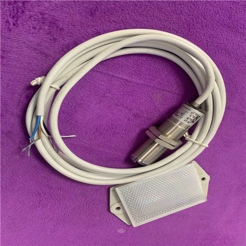 【汇生 】原装进口SICK施克光电开关VL18-4N3212全新原装进【议价