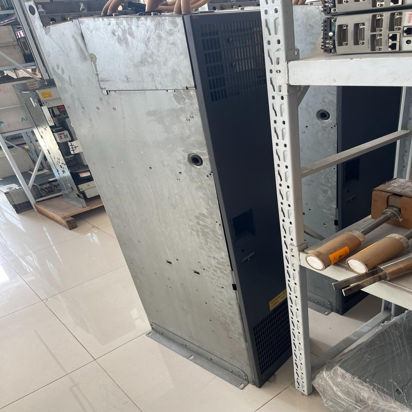 变频器160KW 6SE6440-2UD41-6GA1议价