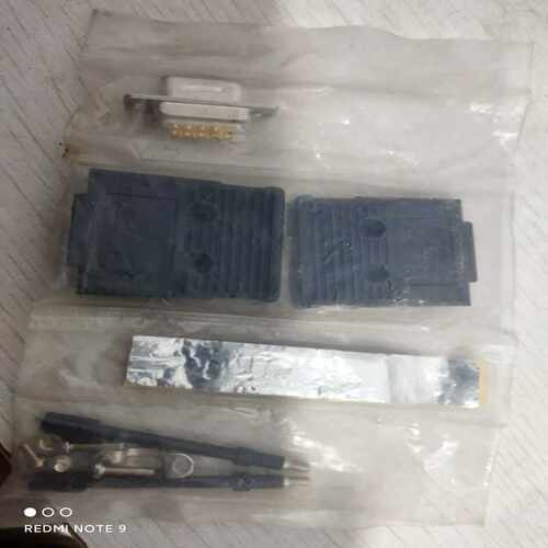 插头 XM2S-09新的没用过的~询价