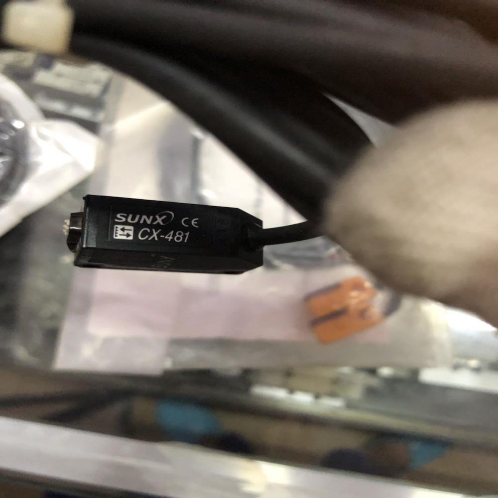 SUNX CX-481原装正品日本神视光电开关