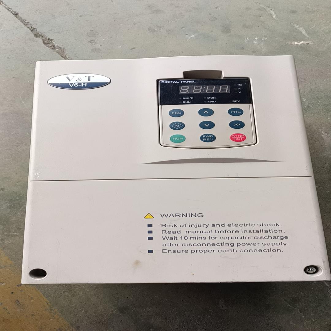 蓝海华腾变频器V6-H-4T11G/15L-M1 11KW/(崽崽配件）