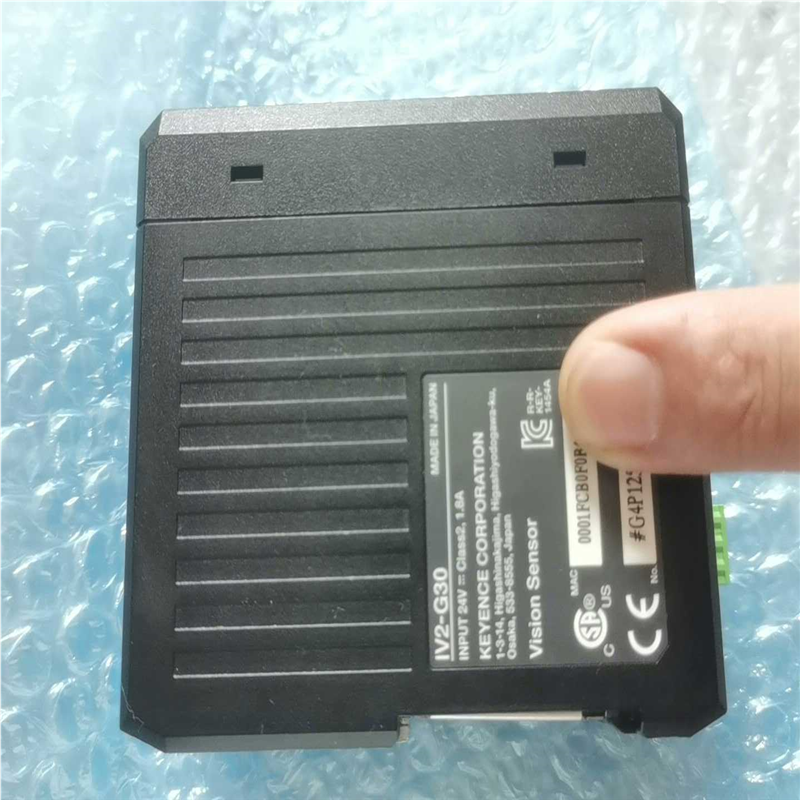 议~基恩士iv2-g30视觉传感器。功能包好用，成色漂亮。现货一