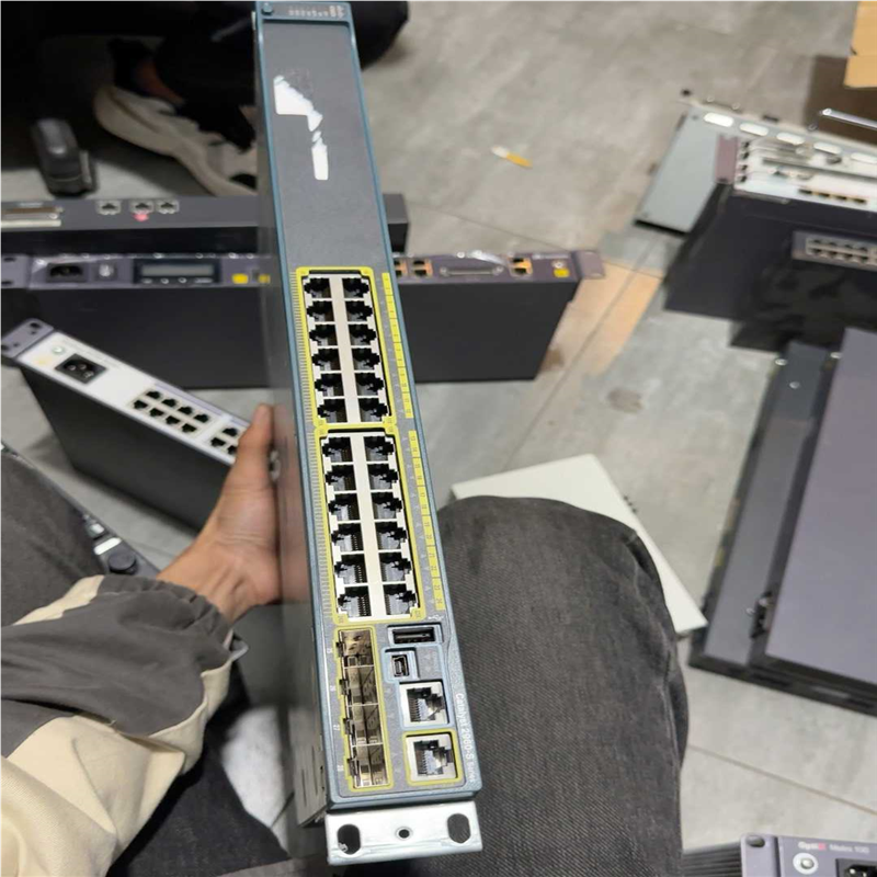 议~Cisco WS-C2960S-24PS-L 24口全千兆P