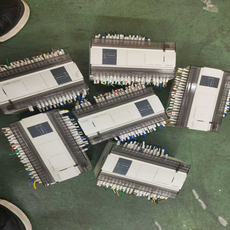 议~24V信捷PLC,型号:XD5E-60T10-C,库存6条,