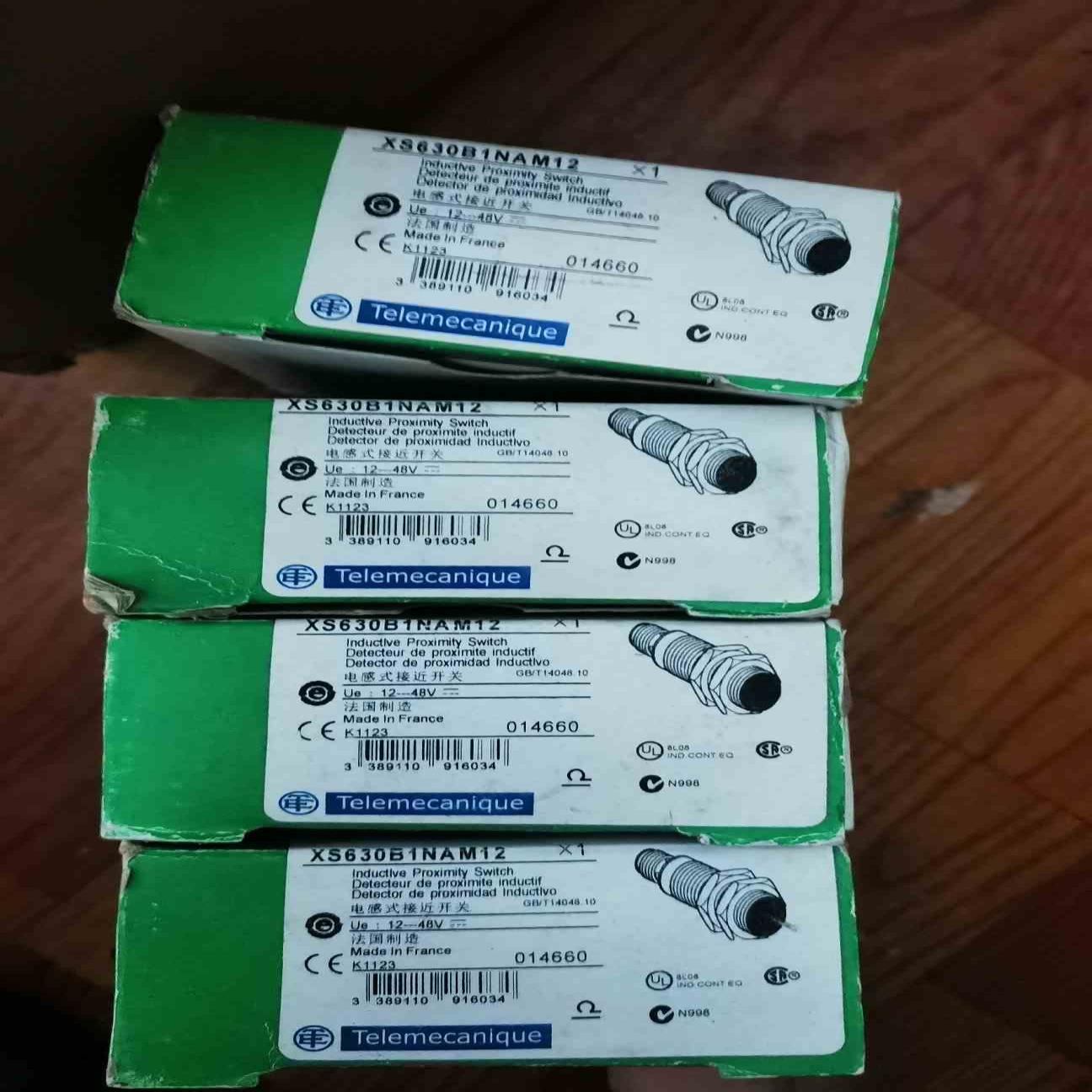 议~XS630B1NAM12 包装旧了货是的,直接拍