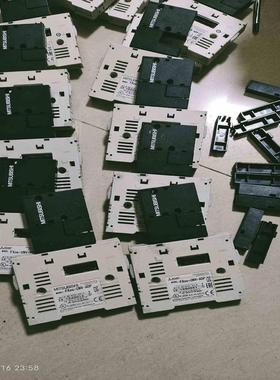 FX3G-CNV-ADP 三菱黑色条子 螺丝配齐 成议价