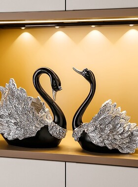 欧美风格树脂工艺品摆设创意情侣天鹅酒架摆件酒柜电视柜装饰品