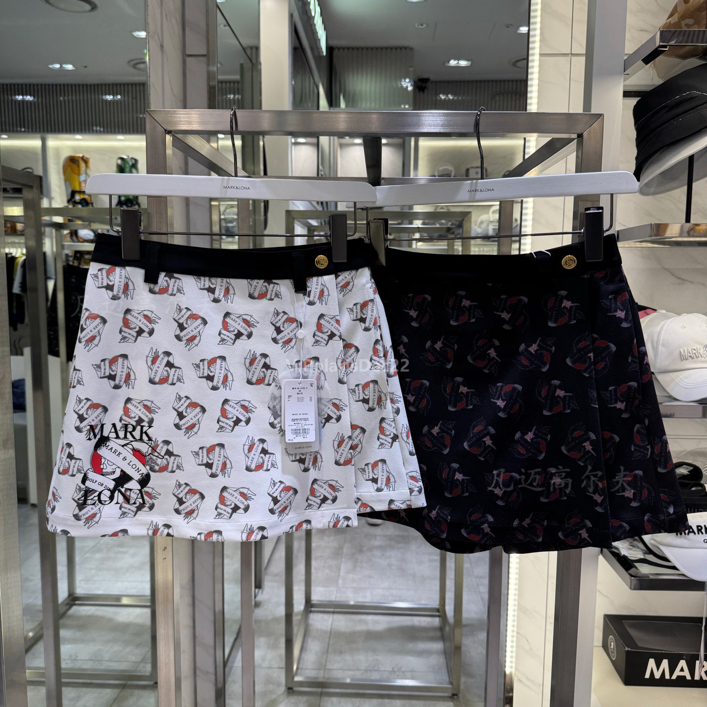 女士潮牌MARK&LONA高尔高尔夫服装