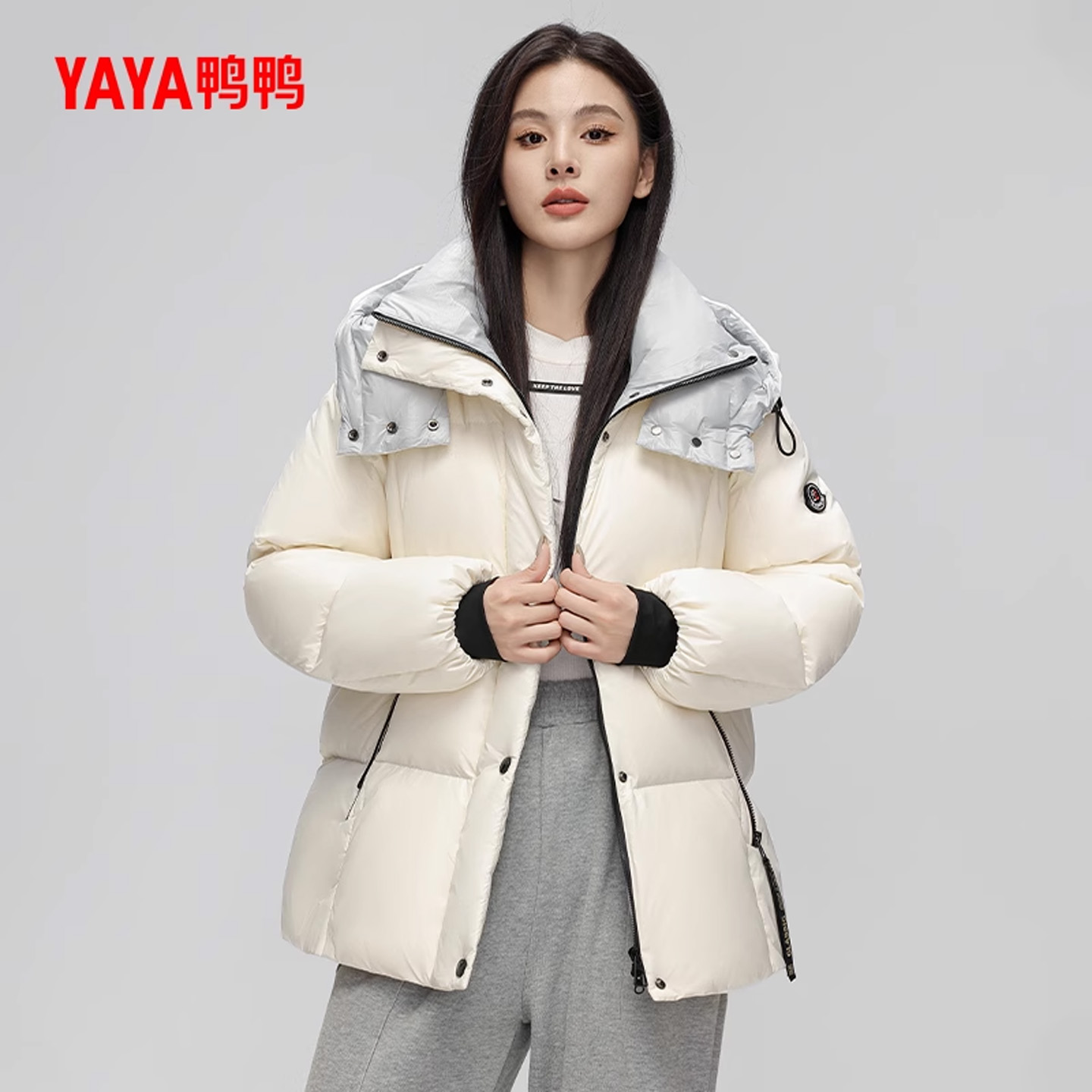 鸭鸭时尚百搭连帽短款羽绒服
