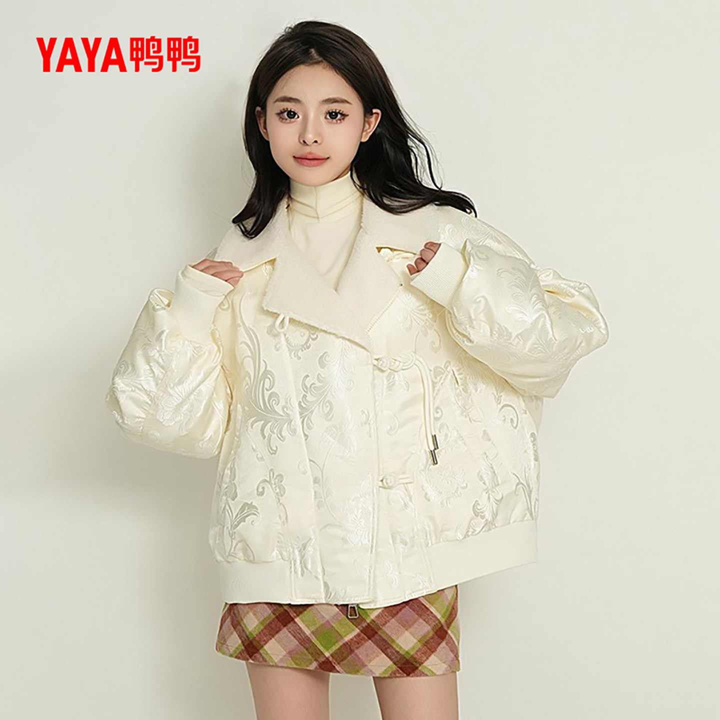 鸭鸭新款新中式短款冬季时尚休闲宽松翻毛领国风轻羽绒女J