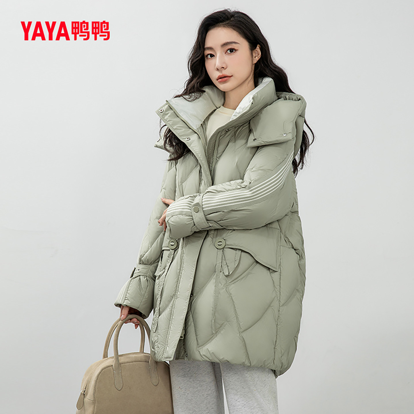 鸭鸭羽绒服女2023年秋季