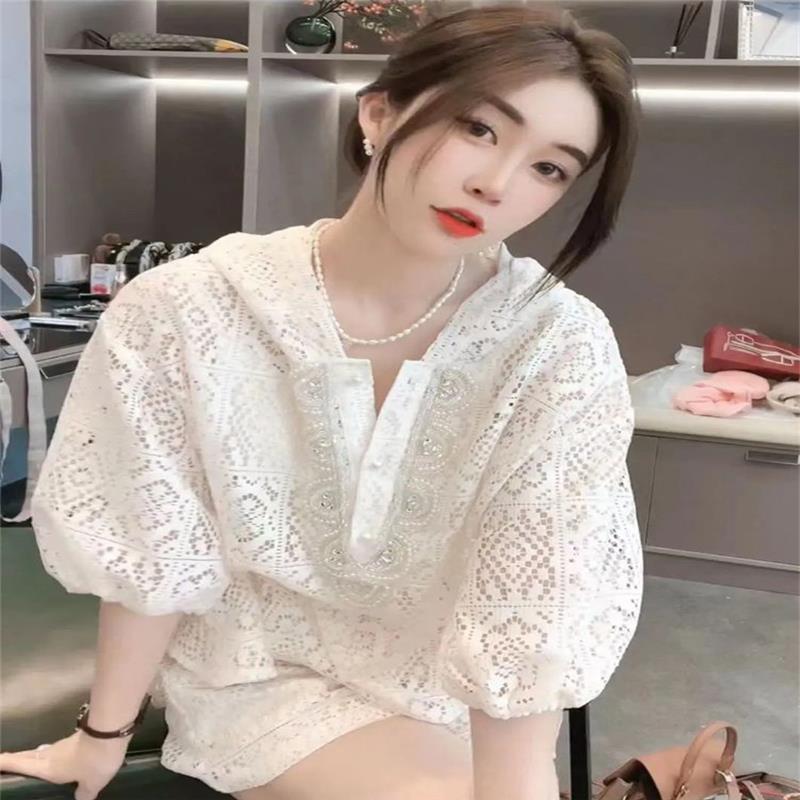 香港重工蕾丝镂空上衣短裤两件套女夏季高级感洋气减龄时尚套装潮