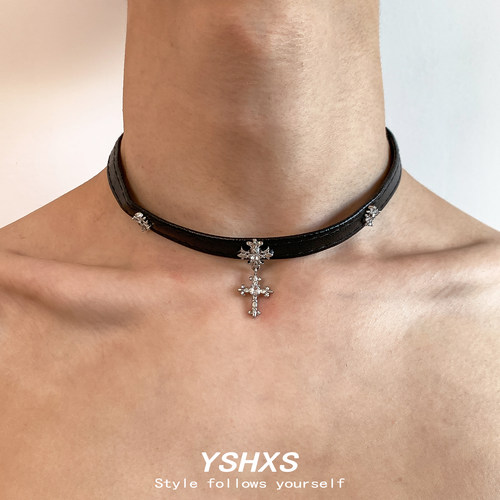 哥特十字架皮革choker