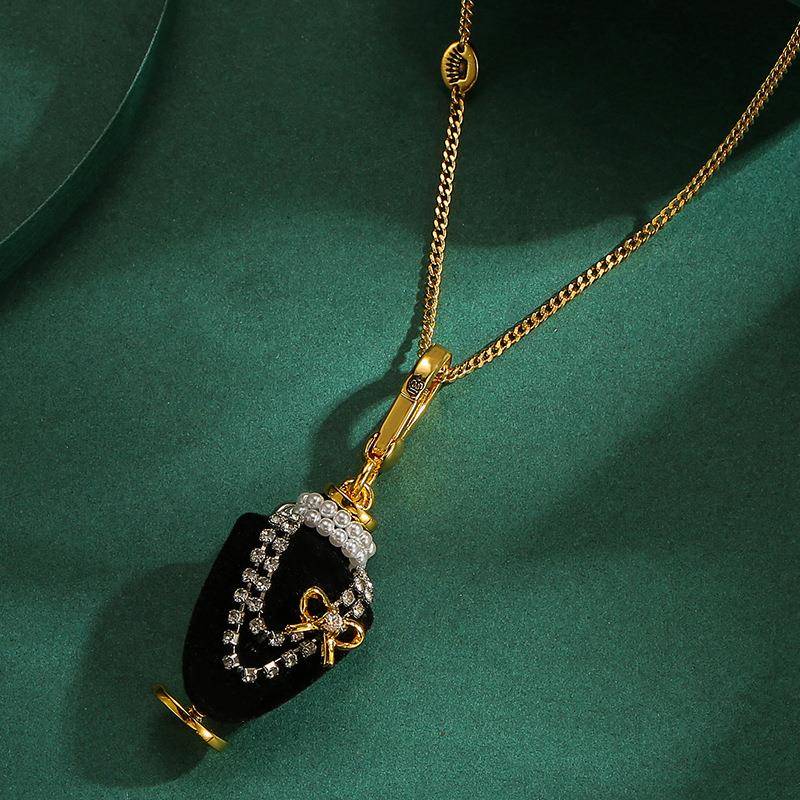 饰品欧美时尚气质立体蝴蝶结项链黑色模特展示架吊坠挂饰项链