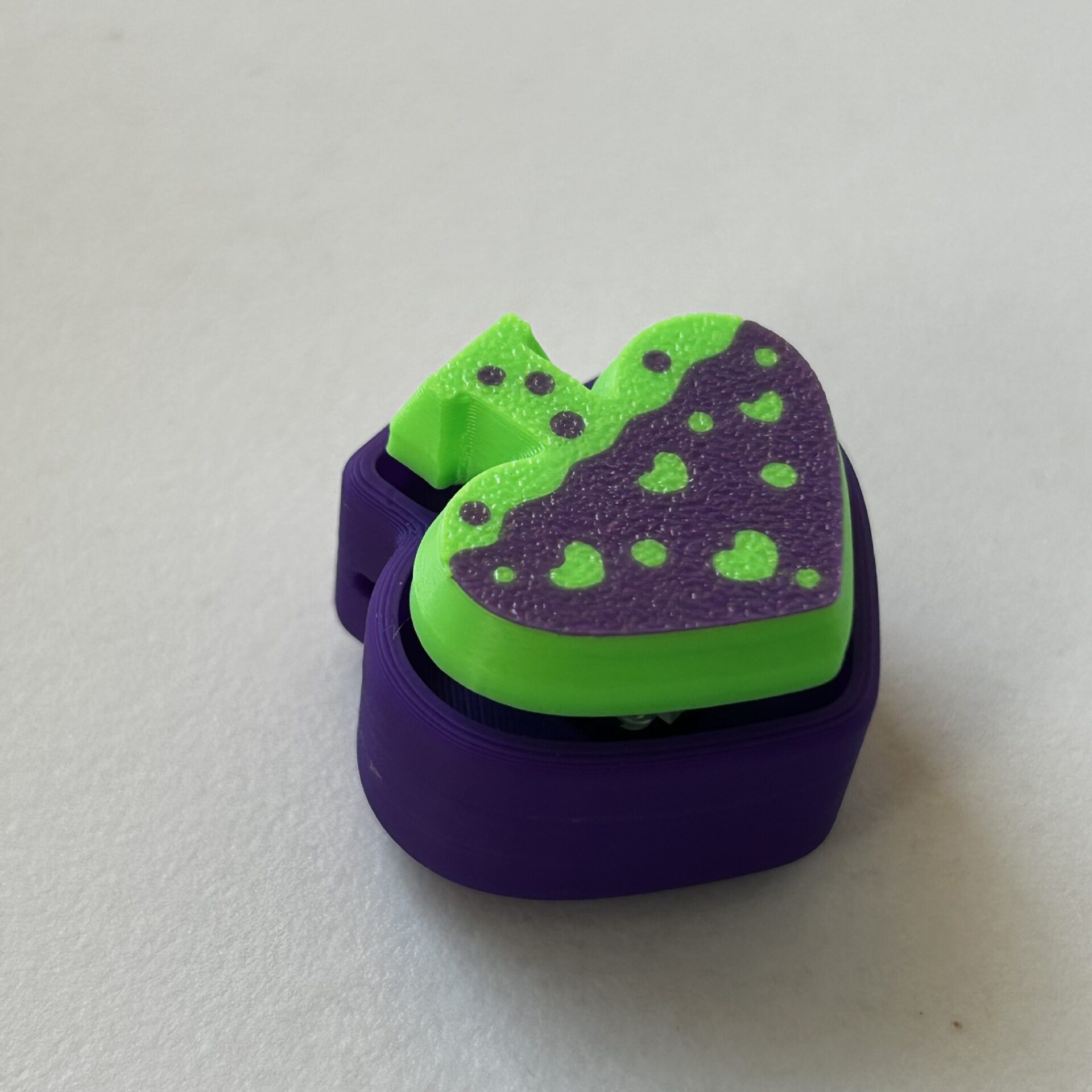 解压3D打印小玩具清脆桃心按键试