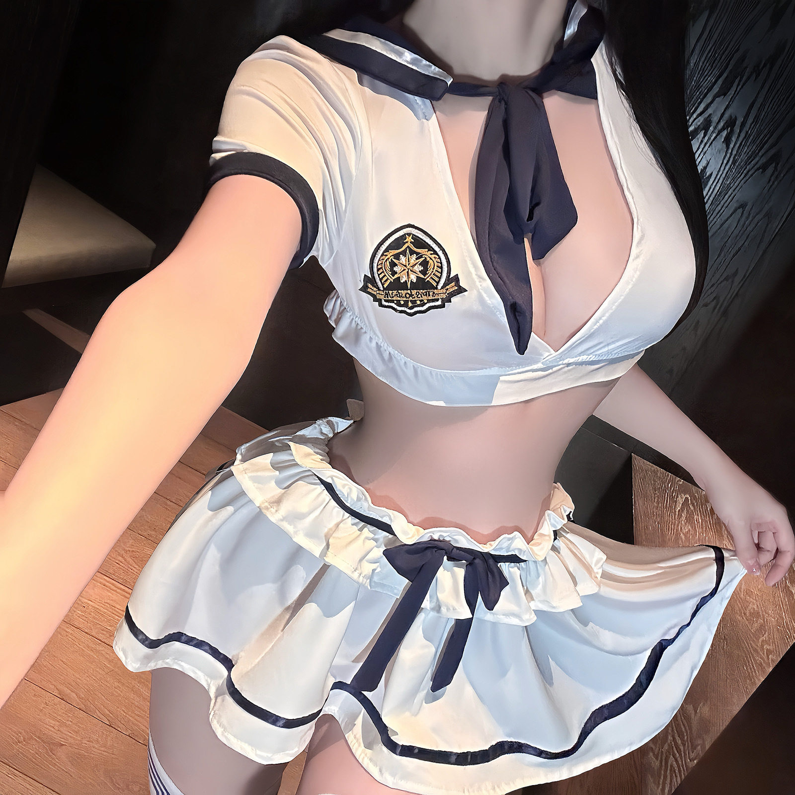 性感前缘JK制服学院风水手分体纯欲多巴胺露腰超短裙摆海军套装女