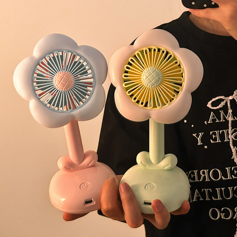 女小风扇usb可爱花朵充电2025静音台式风扇小夜灯桌面夏季新款带