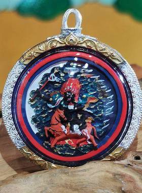 西藏矿物质彩绘擦擦佛像嘎乌盒吊坠本命佛吉祥天母随身唐卡小佛像