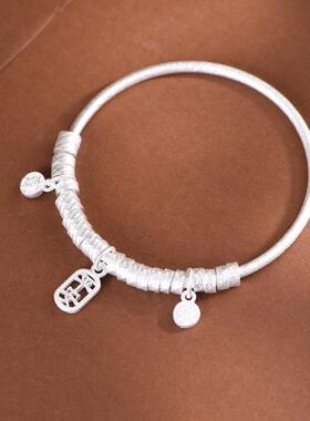 网红- 足银盘缠手镯吉言平安喜乐挂坠圆棍银镯子女款手环