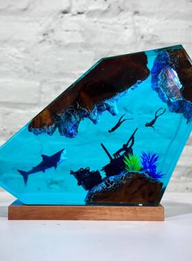 大白鲨和情侣潜水员小夜灯免费潜水独特的夏季礼物送给他的礼物