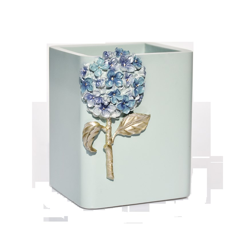 欧式创意精致笔筒商n务笔桶办公室书桌面树脂装饰性实用收纳盒摆