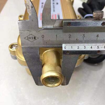 美开罗娜水箱预热器220V/汽车水A箱加热器3000W自动断电货车发动