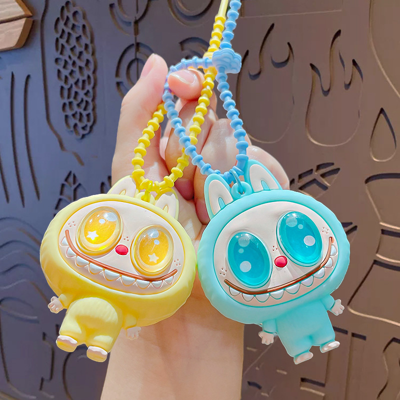 日本品质爆款创意卡通爆眼捏捏乐钥匙扣可爱包包挂饰汽车钥匙链子