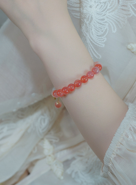 半入云小众轻奢甜美少女梅花福渐变盐源玛瑙手串新中式手链50256