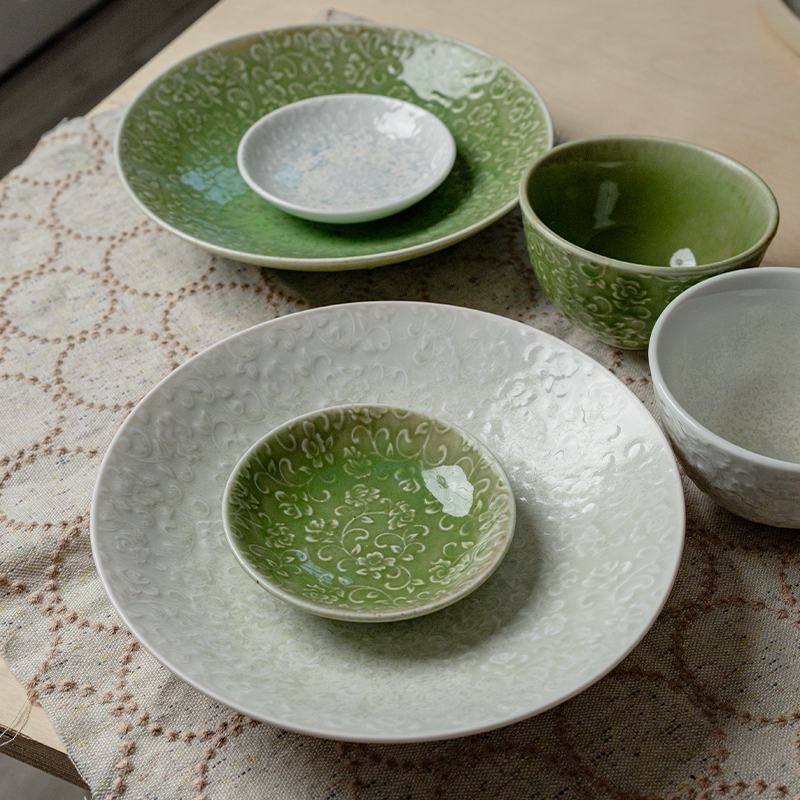 目外深盘陶瓷圆形浮雕窑变8英寸