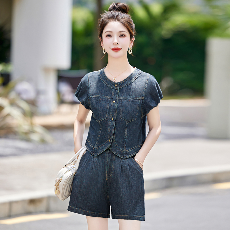 潮牌气质小个子时尚休闲套装女 2024夏新款牛仔上衣短裤两件套女