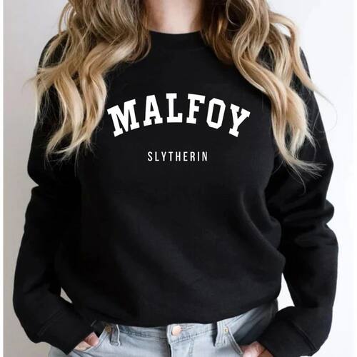 Letter printed round neck long sleeved top字母印花长袖卫衣女