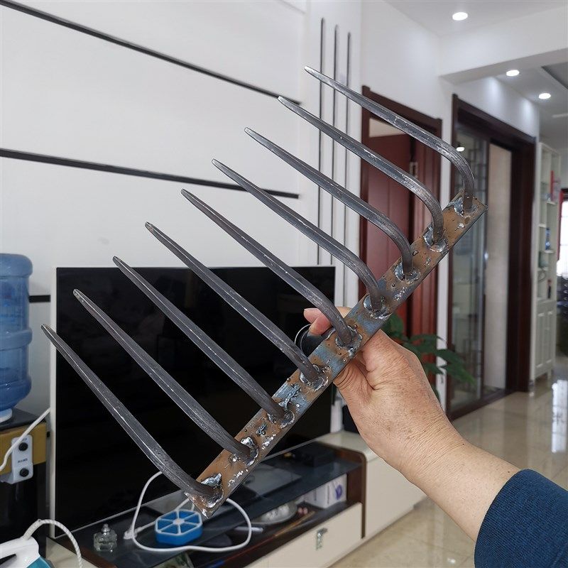 九弯齿钉耙松土耙子翻地清理杂草平整田地打理菜T园锄头锰钢农具,农机/农具/农膜,耙子,淘宝优惠券,粉丝福利购,淘宝优惠卷